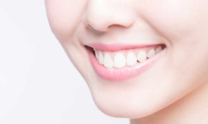 Lợi Ích Của Bọc Răng Sứ: Tại Sao Đây Là Lựa Chọn Hoàn Hảo Cho Nụ Cười Của Bạn