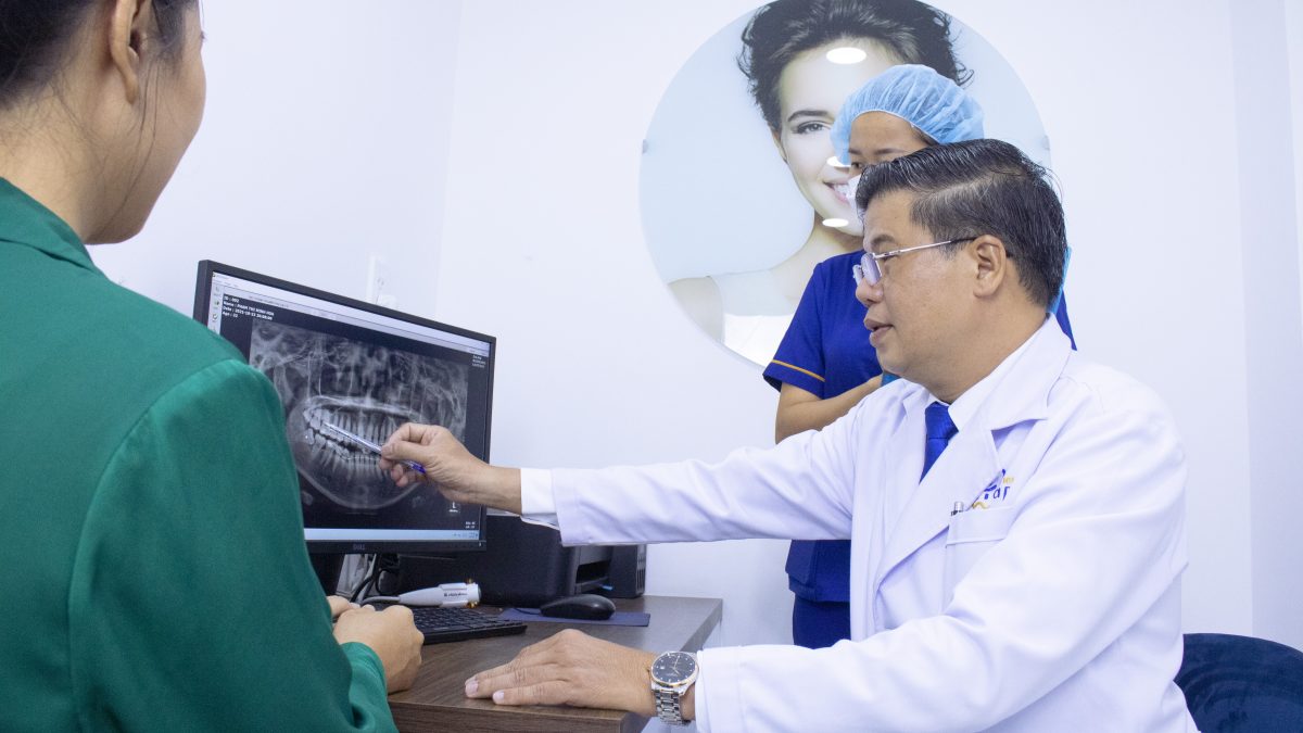 Giá Răng Sứ: Tiết Kiệm Chi Phí, Nụ Cười Hoàn Hảo